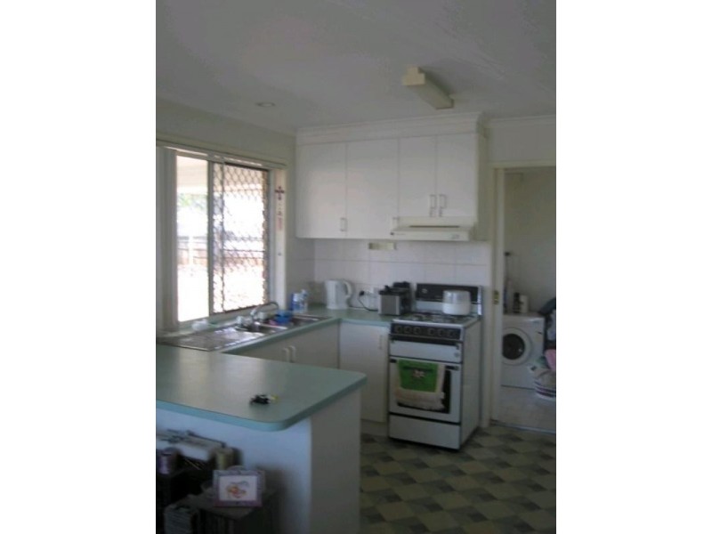 16 Reisling Court, Wilsonton QLD 4350