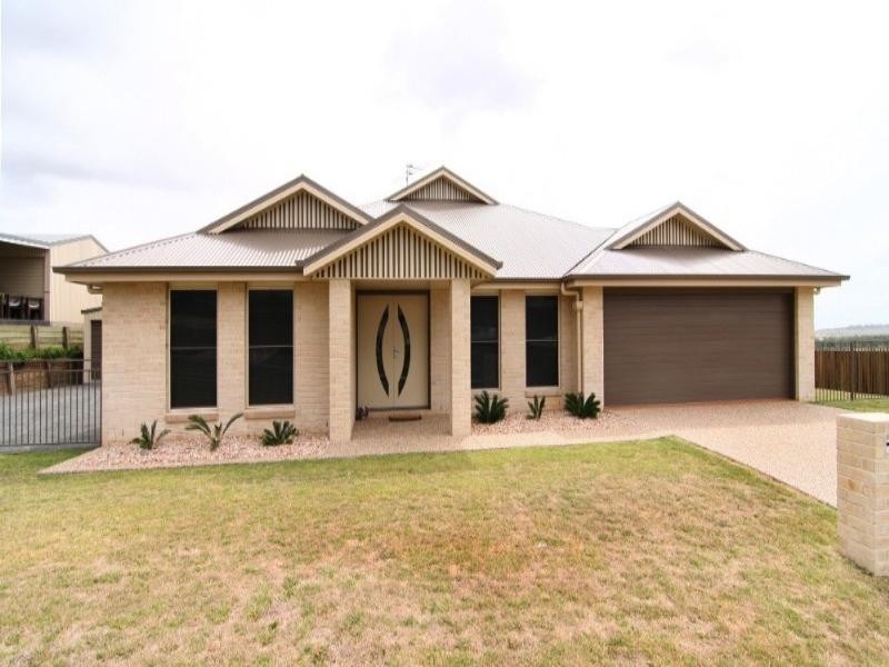 3 Carla Crescent, Westbrook QLD 4350