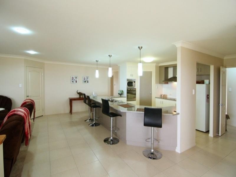 3 Carla Crescent, Westbrook QLD 4350