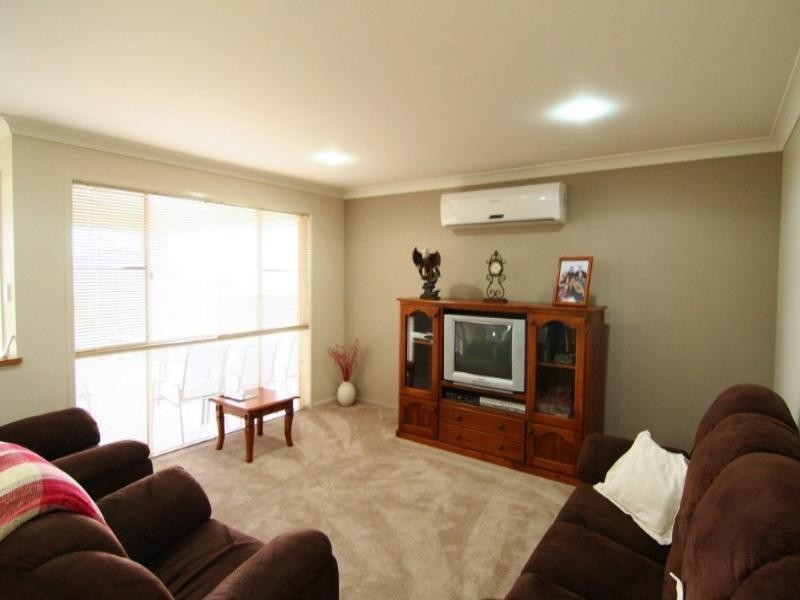 3 Carla Crescent, Westbrook QLD 4350