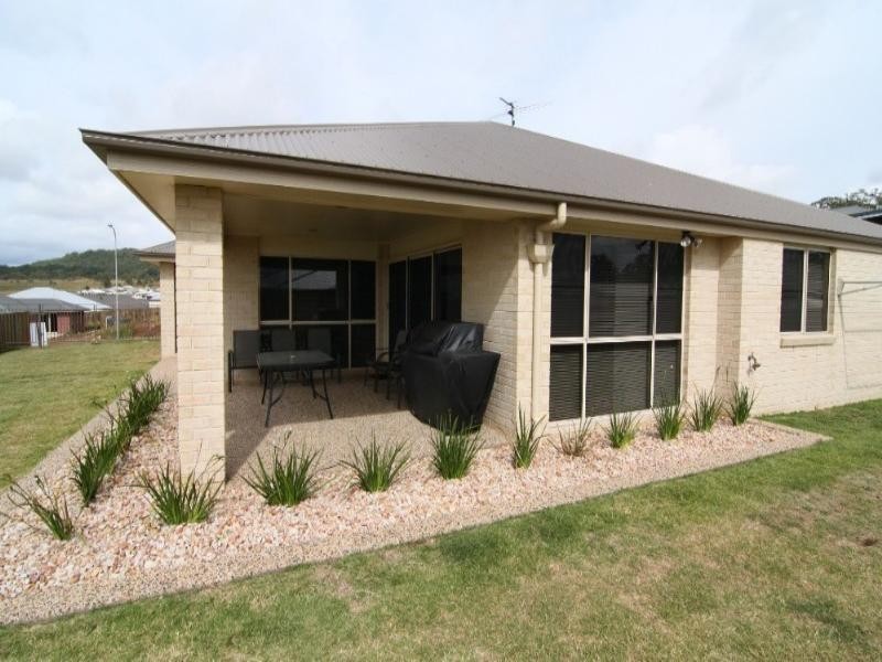 3 Carla Crescent, Westbrook QLD 4350