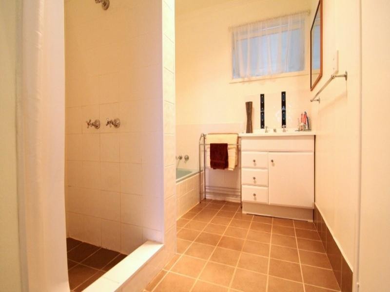 13 Talbot Street, Harristown QLD 4350