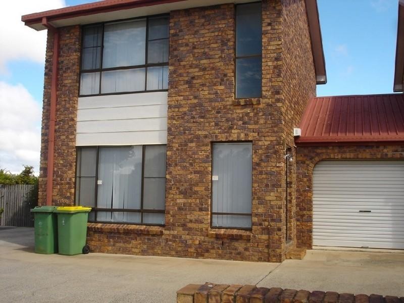 1/458 Stenner Street, Darling Heights QLD 4350