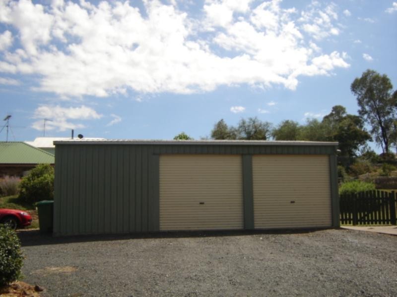 24 Manor Street, Drayton QLD 4350