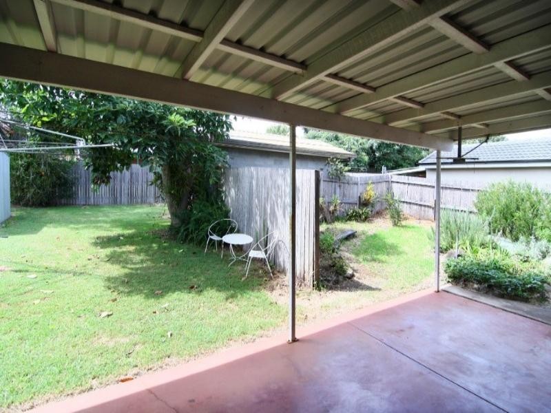 12 Farr Street, Kearneys Spring QLD 4350
