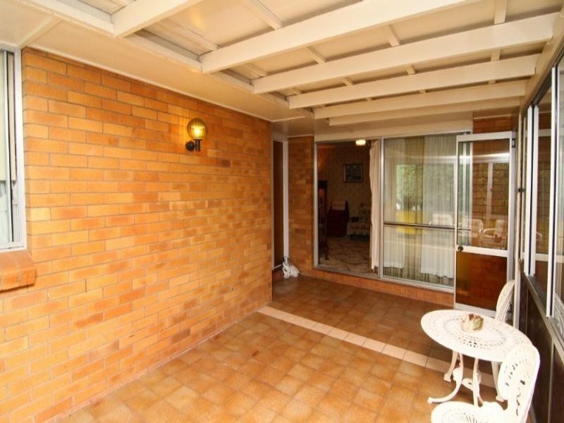 12 Farr Street, Kearneys Spring QLD 4350