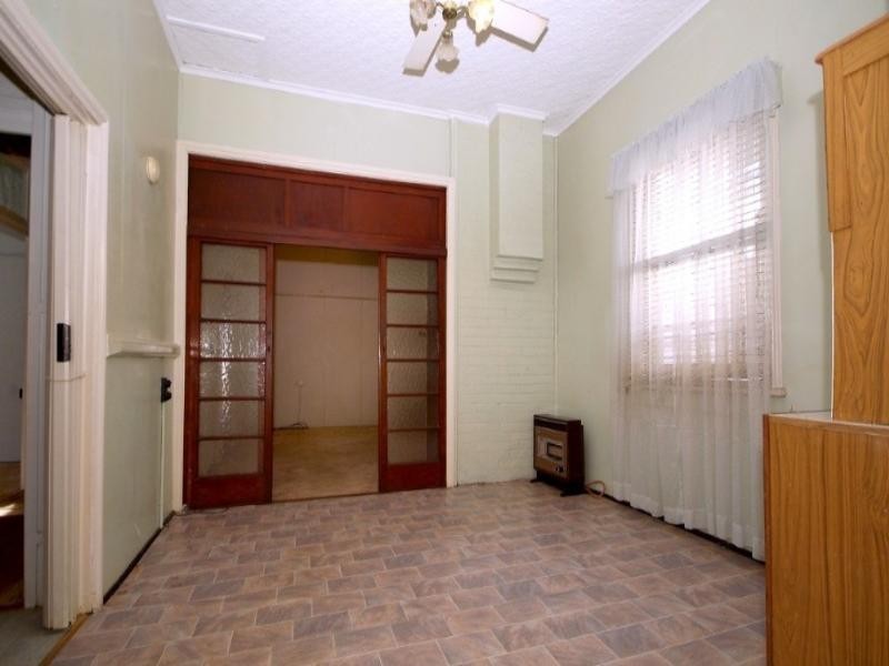 6 Gore Street, Toowoomba City QLD 4350