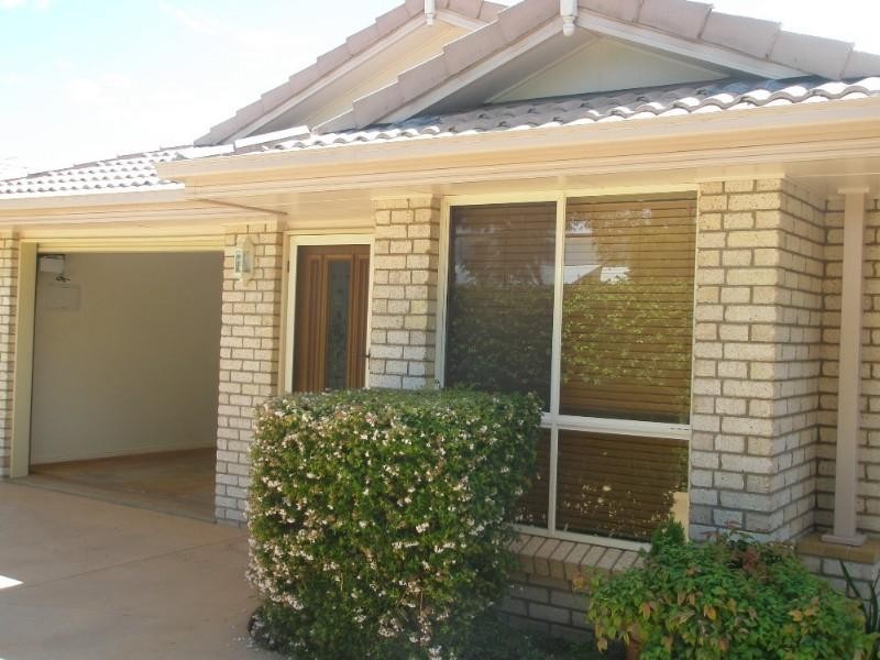 6/42 Gordon Avenue, Newtown QLD 4350