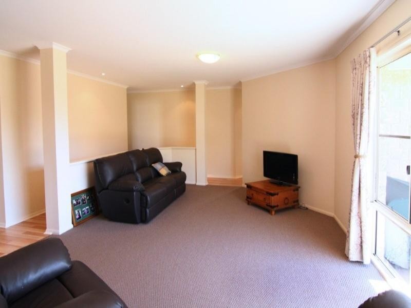 2 Schaefer Court, Westbrook QLD 4350