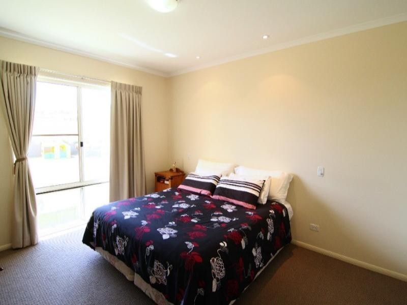 2 Schaefer Court, Westbrook QLD 4350