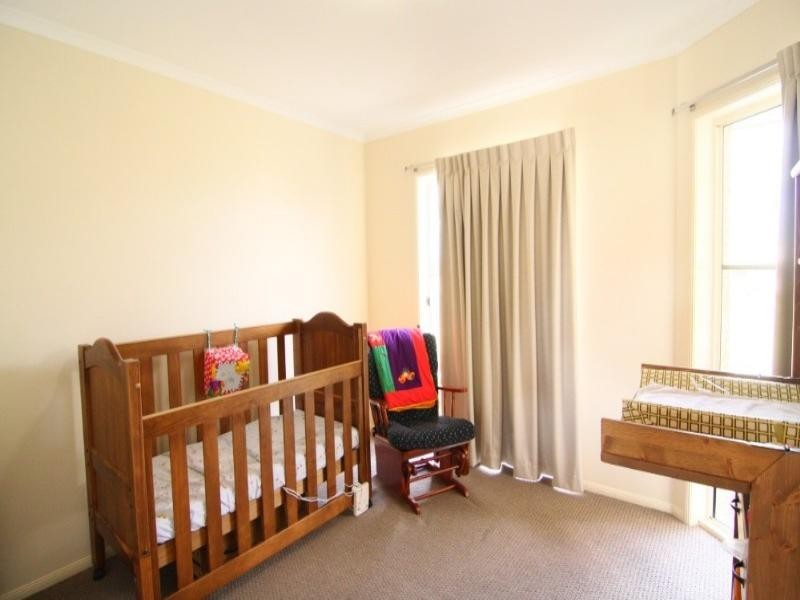 2 Schaefer Court, Westbrook QLD 4350