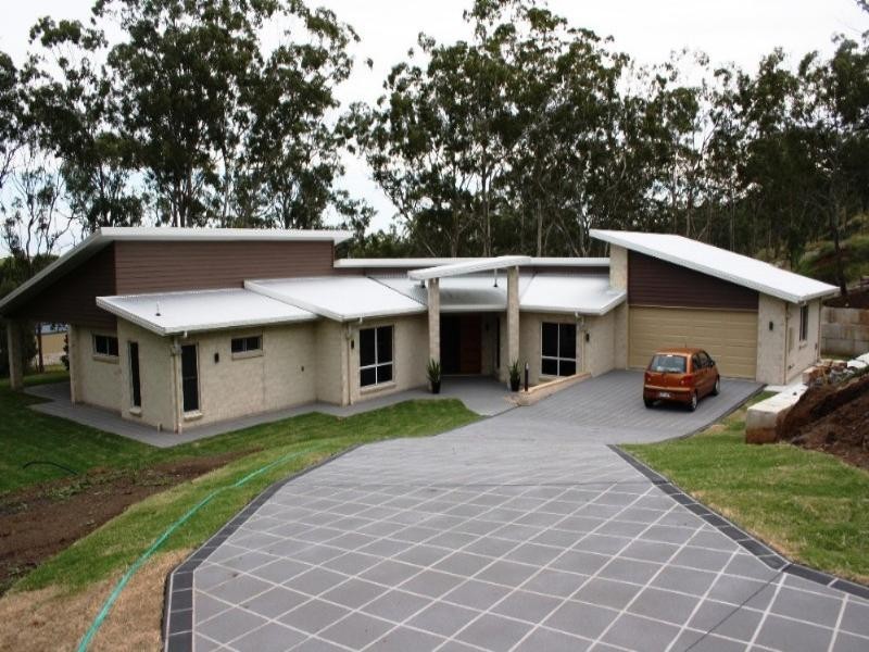 Hodgson Vale QLD 4352