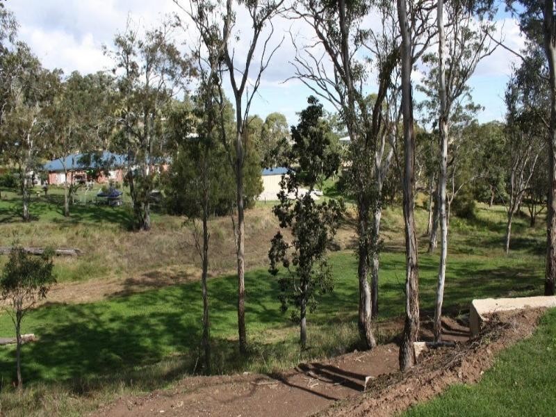 Hodgson Vale QLD 4352