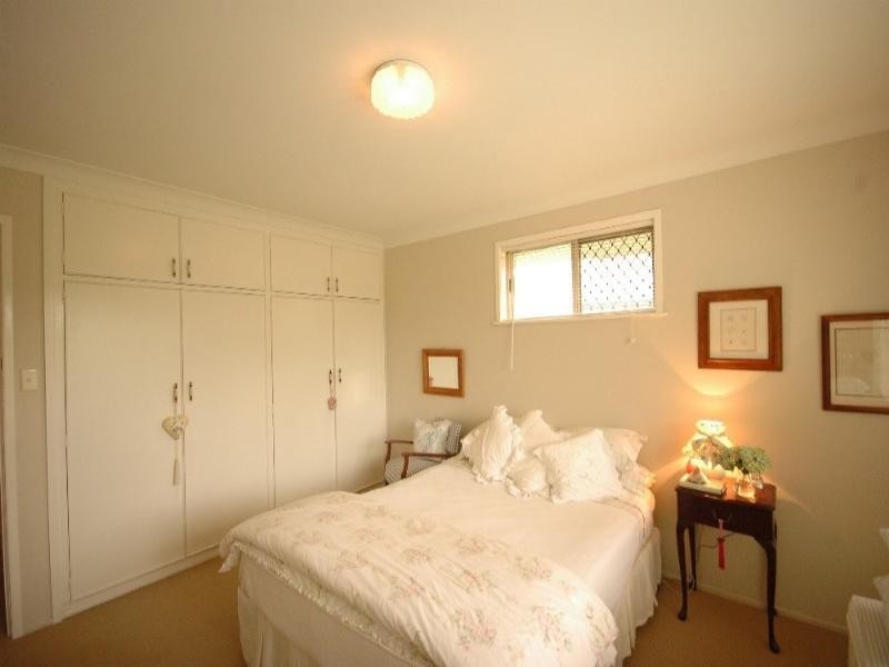 25 Sardon Street, Centenary Heights QLD 4350