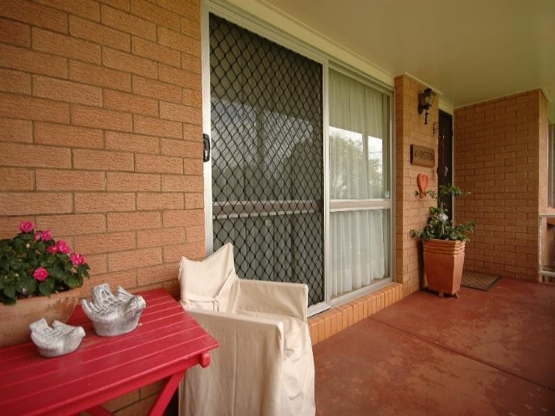 25 Sardon Street, Centenary Heights QLD 4350