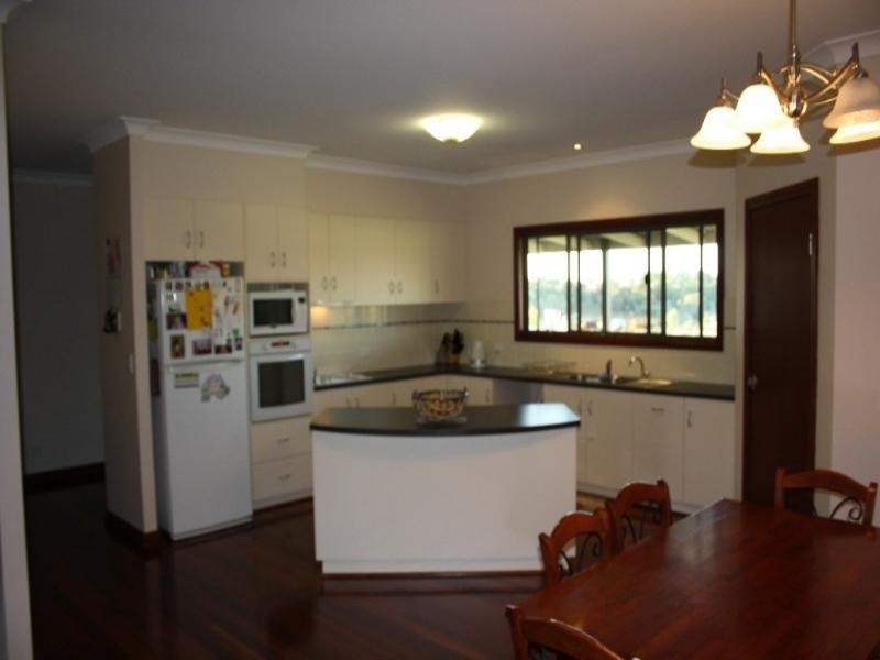 Biddeston QLD 4401
