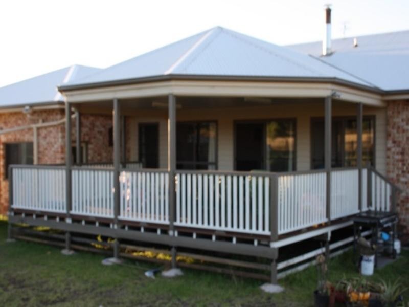 Biddeston QLD 4401