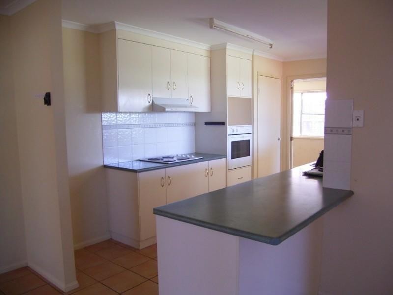 8 Duncan Street, Wilsonton Heights QLD 4350