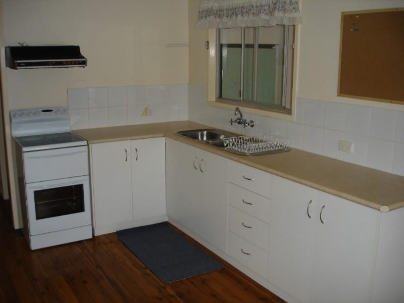 56 Noll Street, Kearneys Spring QLD 4350