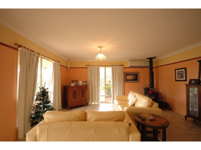 14 McLeod Court, Wyreema QLD 4352