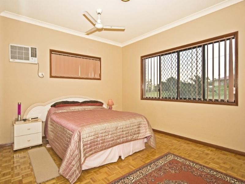 1 Tarranganda Court, Glenvale QLD 4350