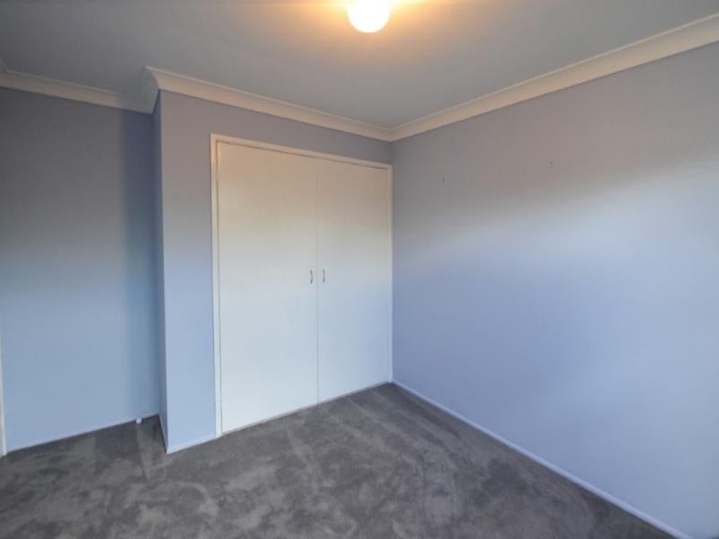 2/389 Greenwattle Street, Wilsonton QLD 4350