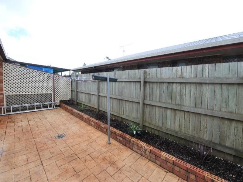 2/389 Greenwattle Street, Wilsonton QLD 4350