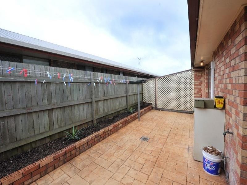 2/389 Greenwattle Street, Wilsonton QLD 4350