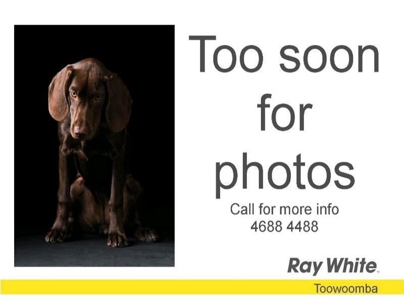 14 Russell Court, Wyreema QLD 4352