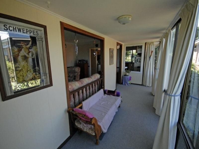 239 North Street, Wilsonton QLD 4350
