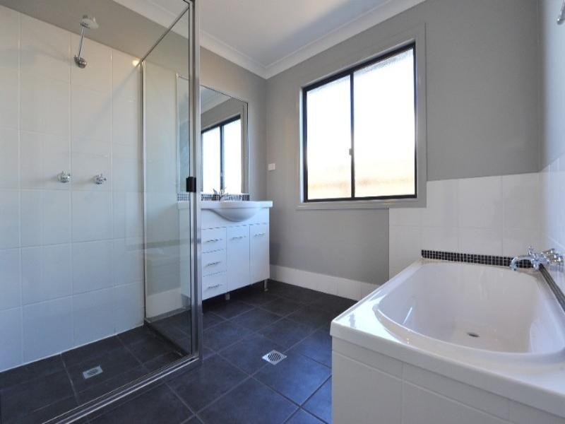 21 Ashford Drive, Wyreema QLD 4352