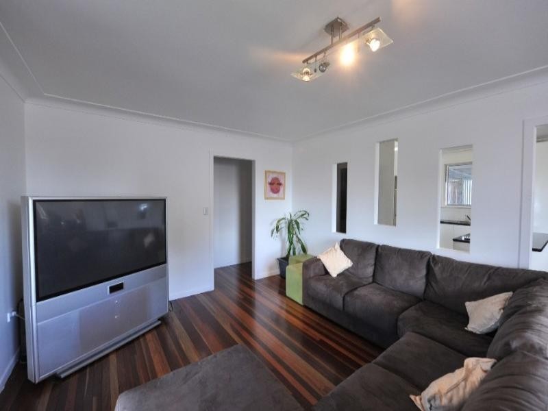 1a Gaydon Street, Newtown QLD 4350