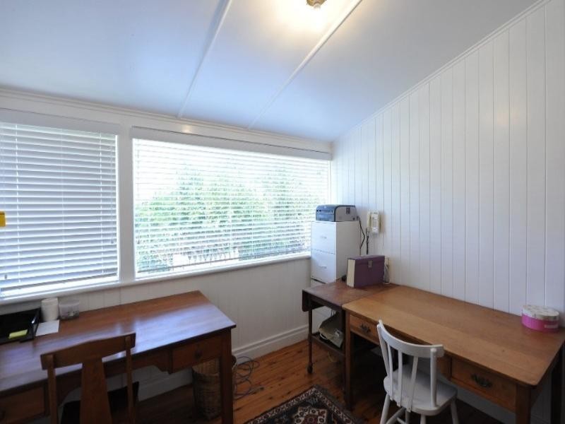 4 Lawrence Street, South Toowoomba QLD 4350
