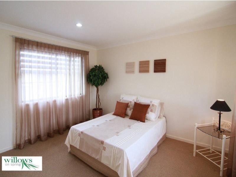 337 Spring Street, Kearneys Spring QLD 4350