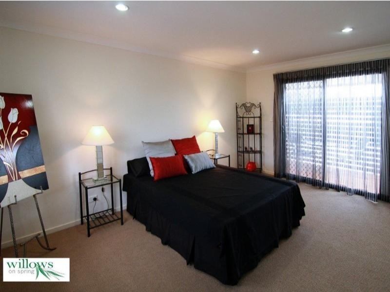 337 Spring Street, Kearneys Spring QLD 4350