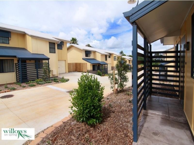 337 Spring Street, Kearneys Spring QLD 4350