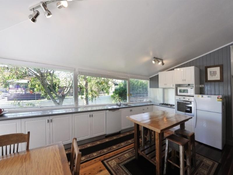 4 Lawrence Street, South Toowoomba QLD 4350