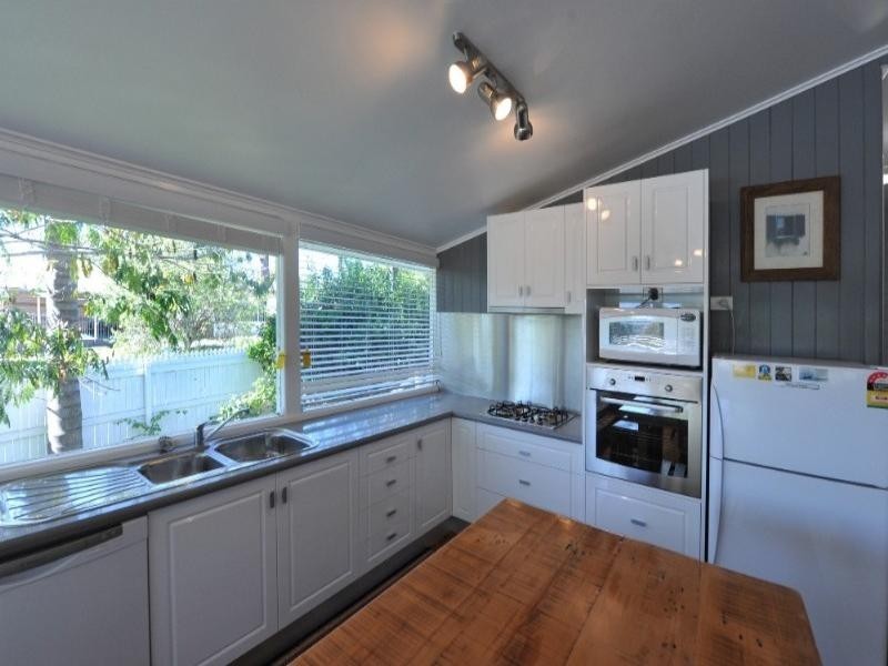 4 Lawrence Street, South Toowoomba QLD 4350