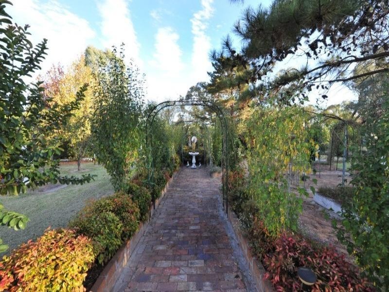 20 McGlew Street, Stanthorpe QLD 4380