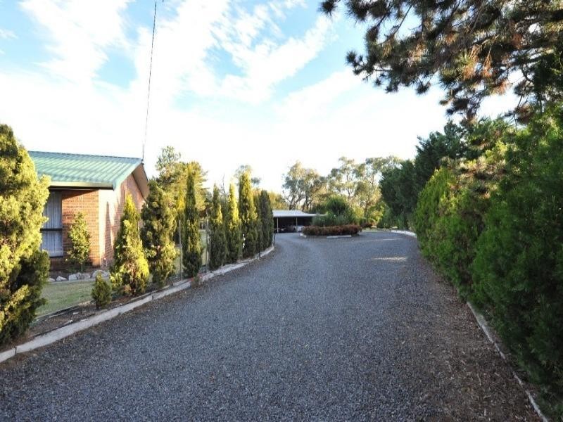 20 McGlew Street, Stanthorpe QLD 4380