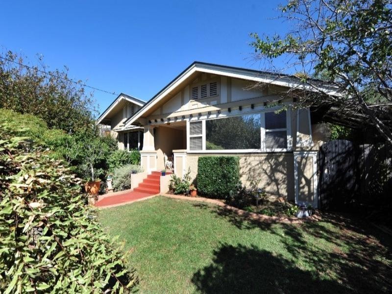 222 James Street, South Toowoomba QLD 4350