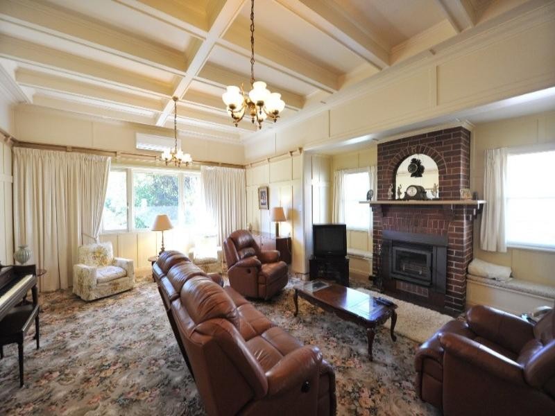 222 James Street, South Toowoomba QLD 4350