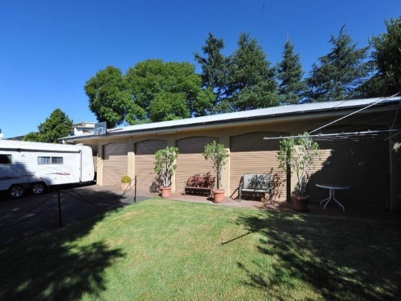 222 James Street, South Toowoomba QLD 4350