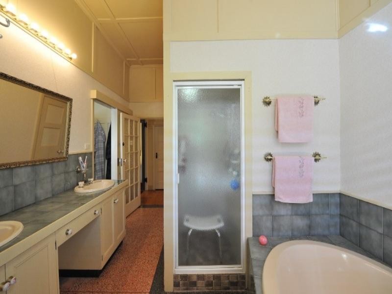 222 James Street, South Toowoomba QLD 4350