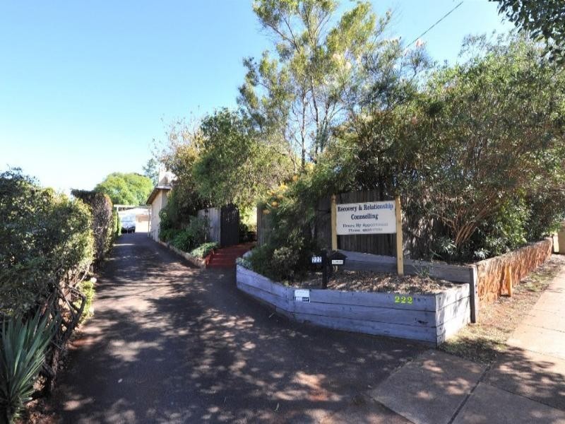 222 James Street, South Toowoomba QLD 4350
