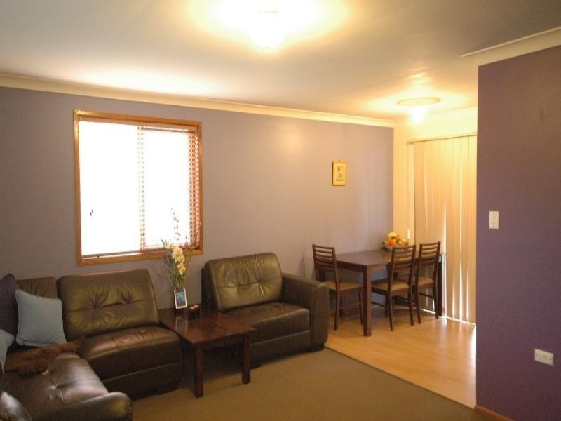 1 Champagne Crescent, Wilsonton QLD 4350
