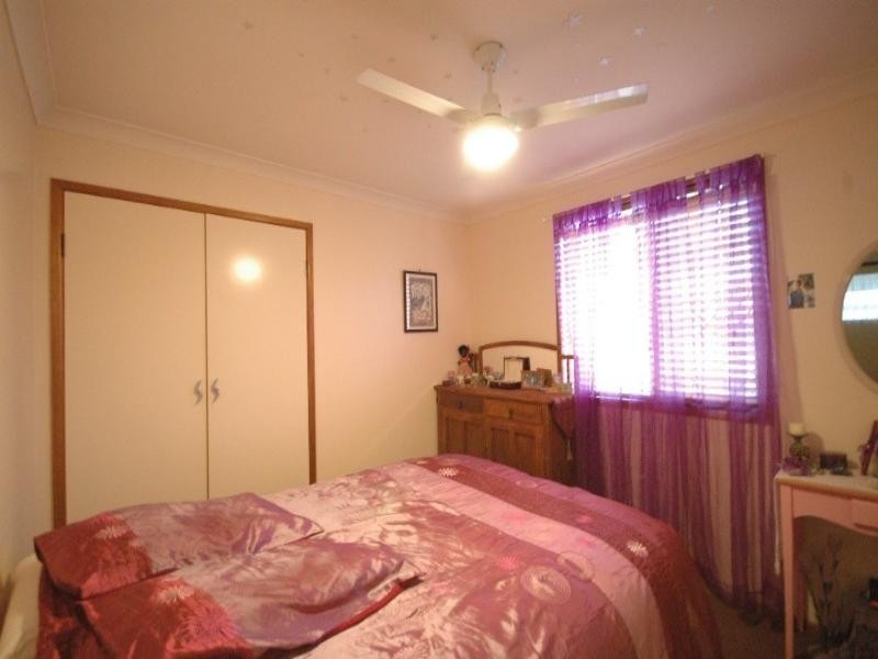 1 Champagne Crescent, Wilsonton QLD 4350