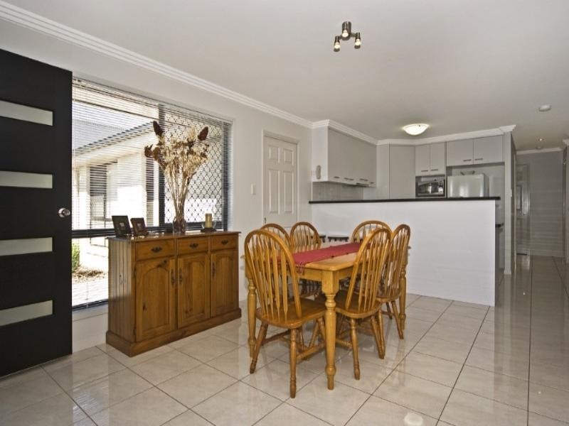 2/65 Kearney Street, Kearneys Spring QLD 4350