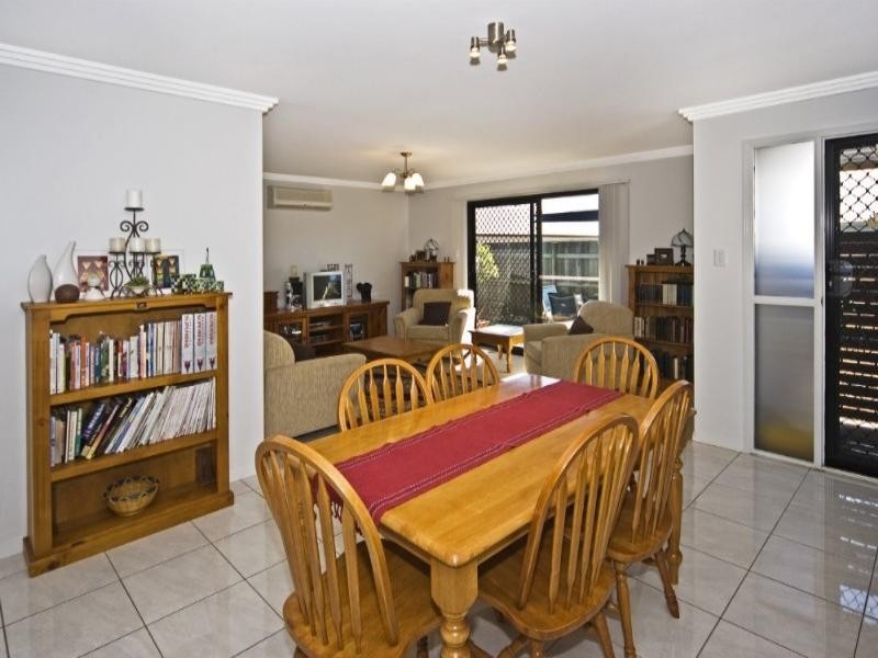 2/65 Kearney Street, Kearneys Spring QLD 4350