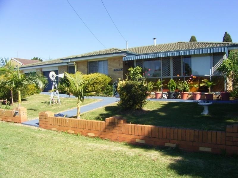 204 Alderley Street, Centenary Heights QLD 4350